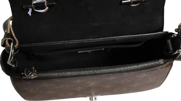 LOUIS VUITTON Calfskin Monogram Chain It Bag PM Black thumbnail 4